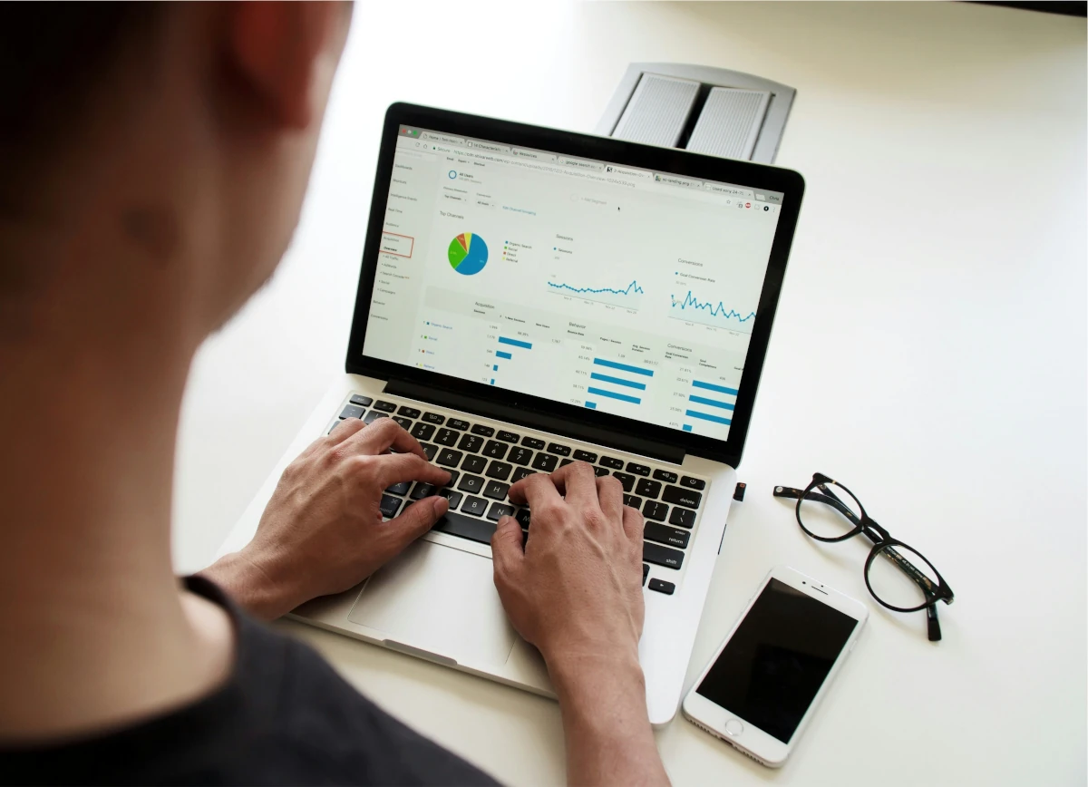 5 Ways LeazeHub Helps Property Managers Streamline Operations